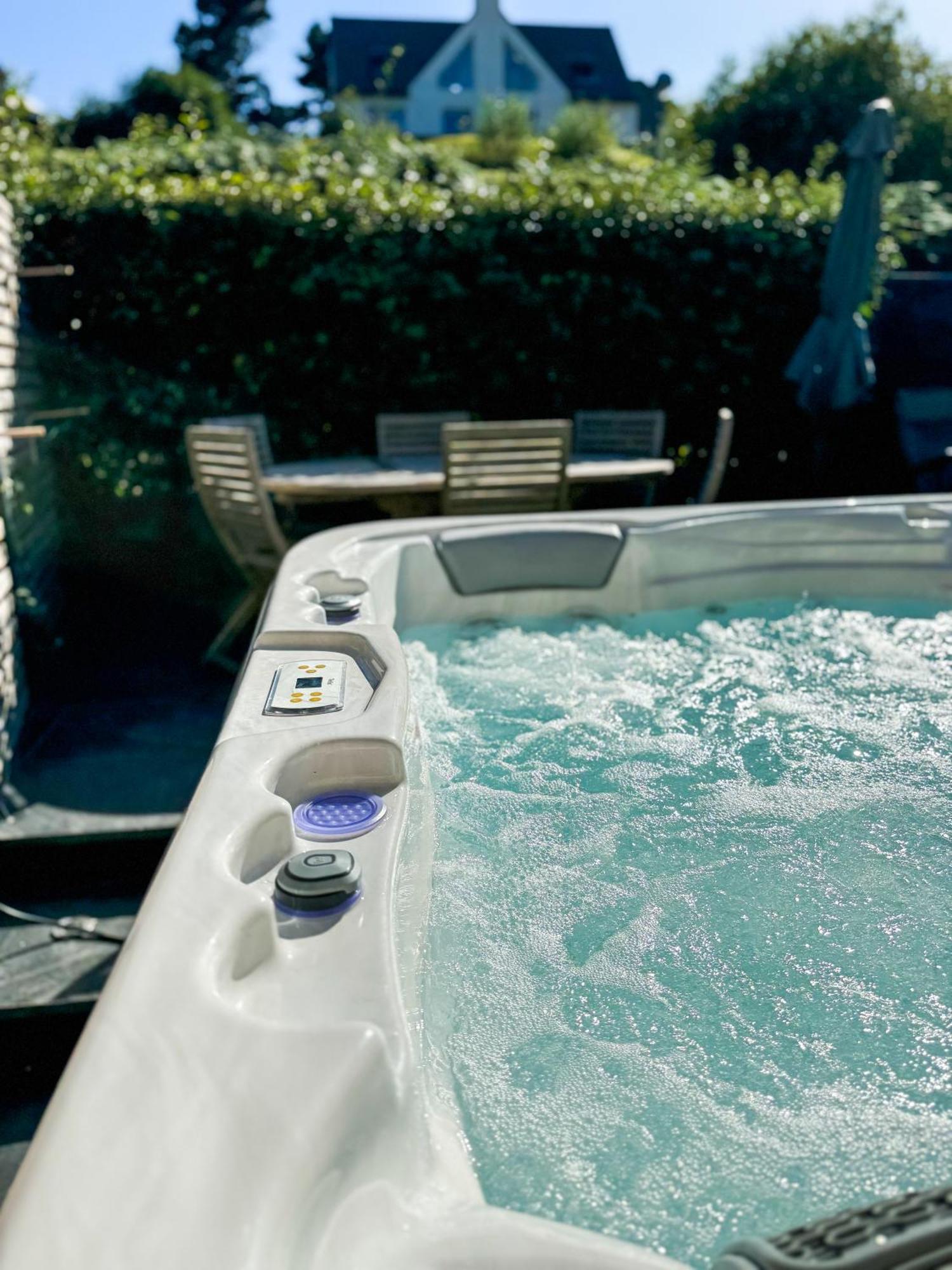 Jacuzzi Professionel Les Pieds Dans L'Eau Plage A 50 M Trévou-Tréguignec Εξωτερικό φωτογραφία